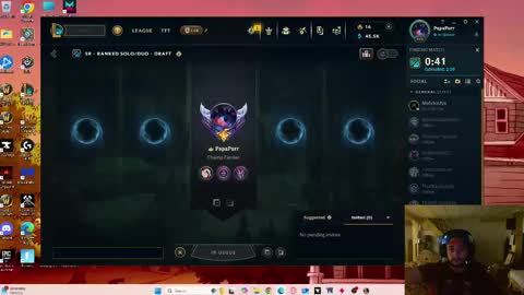 Snapshot of whatsthislol chatting on 09/22/25, 05:42 whatsthislol online show from 09/22/25, 05:42