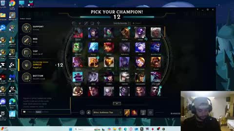 Snapshot of whatsthislol chatting on 09/28/25, 09:09 whatsthislol online show from 09/28/25, 09:09