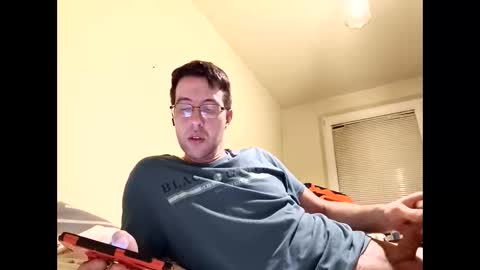 stoffy online show from 12/25/24, 09:54