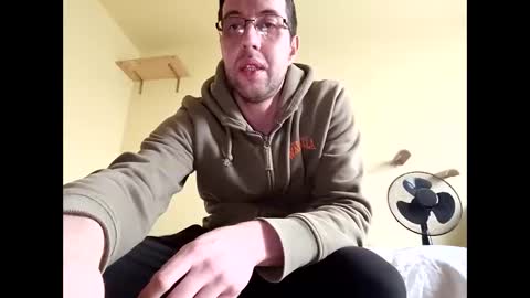 stoffy online show from 02/13/25, 08:06