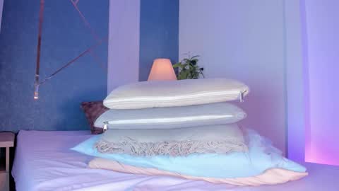 Sara  online show from 03/27/26, 09:58