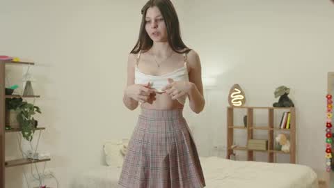 Naomi online show from 04/21/26, 02:15