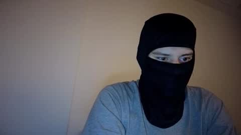 Snapshot of whispero_o chatting on 12/19/25, 06:48 whispero_o online show from 12/19/25, 06:48