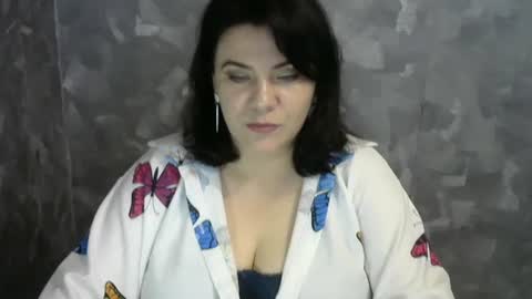 Snapshot of white__queen_ chatting on 07/22/26, 07:11 white__queen_ online show from 07/22/26, 07:11