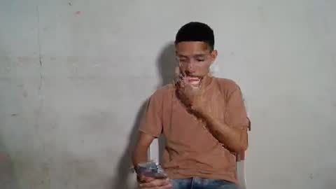 Snapshot of white_boy84723 chatting on 01/26/25, 06:28 white boy online show from 01/26/25, 06:28