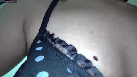 white_sexy_ online show from 04/14/26, 12:05