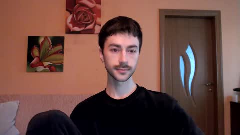 Tom online show from 11/05/25, 02:28