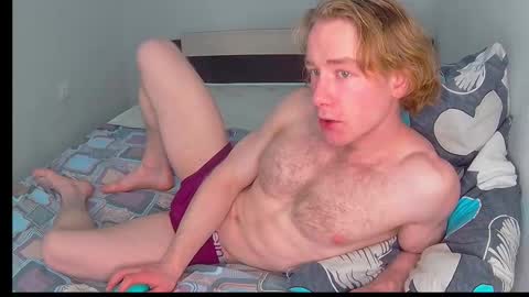 whitebars22 online show from 12/18/25, 08:53