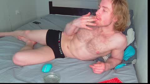 whitebars22 online show from 04/21/26, 09:48