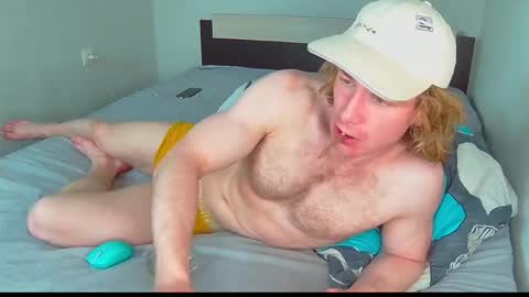whitebars22 online show from 05/17/26, 08:45