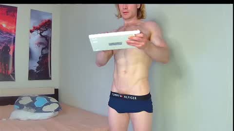 whitebars22 online show from 07/17/26, 05:36