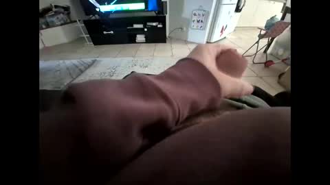 whiteboi9284 online show from 09/16/25, 04:02