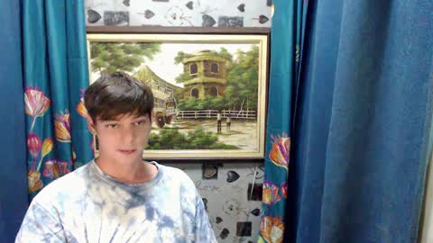 Snapshot of whiteboyinasia chatting on 02/13/25, 03:35 Christian online show from 02/13/25, 03:35