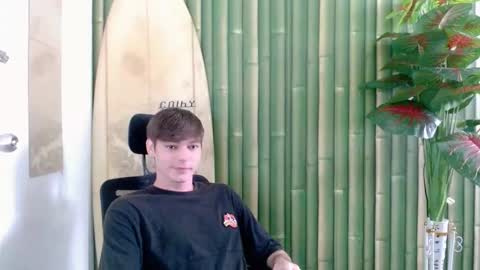 Snapshot of whiteboyinasia chatting on 09/14/25, 04:11 Christian online show from 09/14/25, 04:11