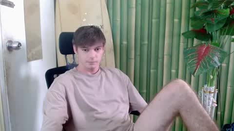 Snapshot of whiteboyinasia chatting on 10/06/25, 05:16 Christian online show from 10/06/25, 05:16