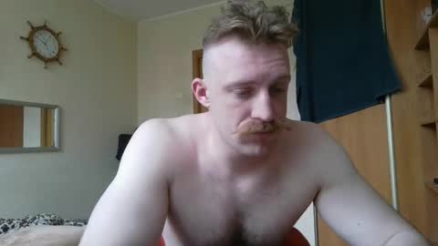 Snapshot of whitebull97 chatting on 05/04/26, 07:15 WhiteBull online show from 05/04/26, 07:15