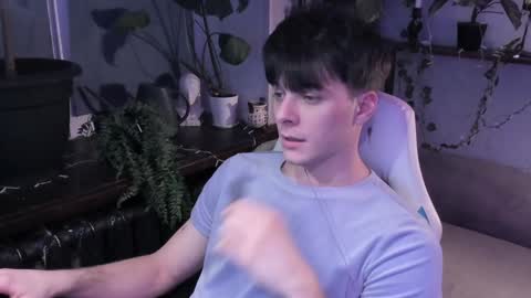 Gus online show from 12/09/24, 06:35