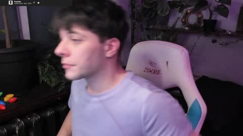 Gus online show from 01/12/25, 09:19