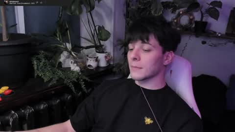 Gus online show from 01/14/25, 11:16