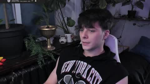 Gus online show from 01/22/25, 09:32