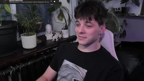 Gus online show from 02/23/25, 08:55