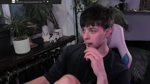 Gus online show from 03/05/25, 08:32