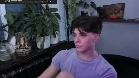 Gus online show from 10/16/25, 07:59