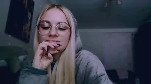 whitehex666 online show from 01/15/26, 12:54