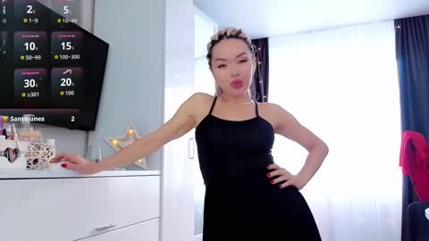 WhiteLaBunny online show from 01/10/26, 08:38