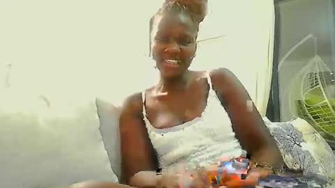 Snapshot of whitenightandqueen chatting on 04/03/26, 08:07 whitenightandqueen online show from 04/03/26, 08:07