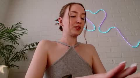 You wont find me here on Saturdays and Sundays  online show from 04/09/26, 01:38