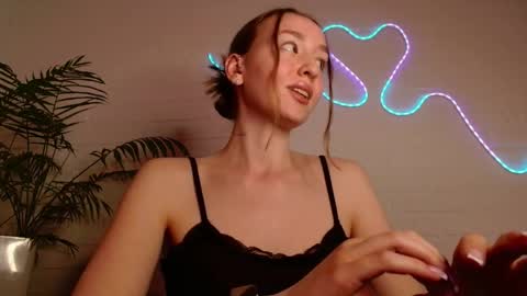 You wont find me here on Saturdays and Sundays  online show from 04/19/26, 06:10