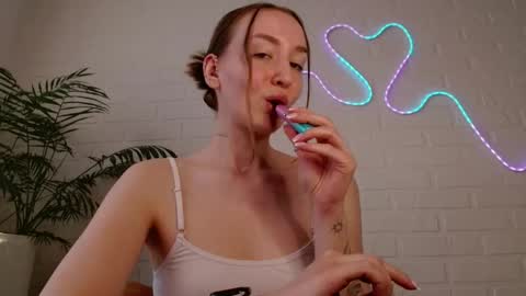 You wont find me here on Saturdays and Sundays  online show from 04/24/26, 02:08