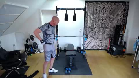 whiterabbit_86 online show from 01/09/26, 11:57