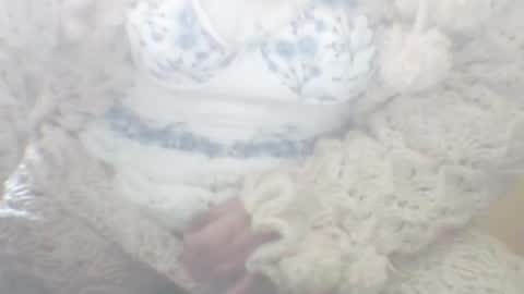 whitesweater online show from 02/11/25, 10:15