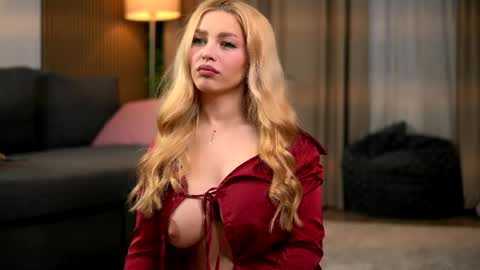 whitneyandrews online show from 04/02/26, 04:32