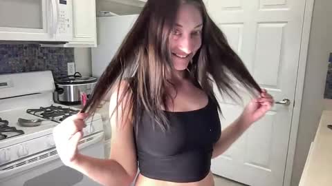 iamwhitneyoc online show from 01/08/25, 12:38