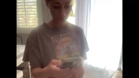 iamwhitneyoc online show from 05/08/26, 05:07