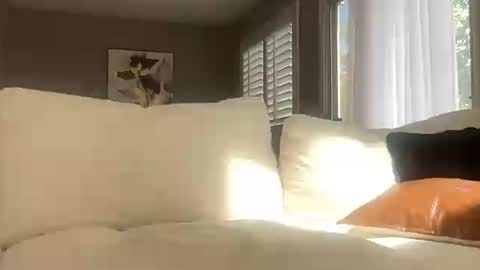 iamwhitneyoc online show from 07/11/26, 10:44