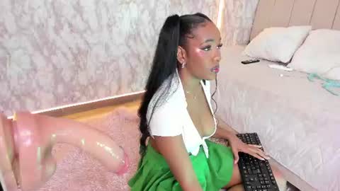whitneyyfox online show from 06/15/26, 02:58