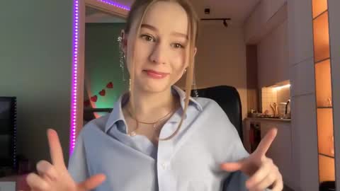 Alisa online show from 12/14/24, 06:46