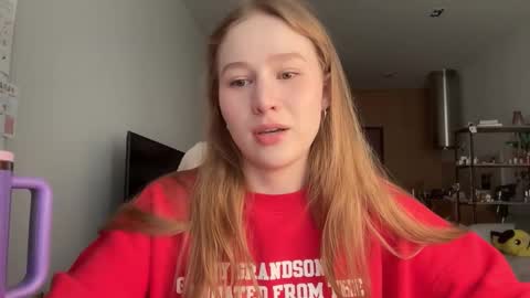 Alisa online show from 10/19/25, 07:20