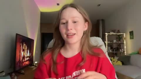 Alisa online show from 04/04/26, 07:50