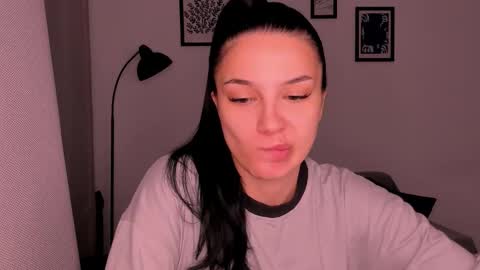 Snapshot of whoislulu chatting on 11/03/25, 06:53 whoislulu online show from 11/03/25, 06:53