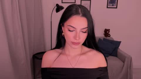 Snapshot of whoislulu chatting on 11/16/25, 06:46 whoislulu online show from 11/16/25, 06:46