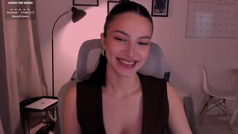 Snapshot of whoislulu chatting on 12/14/25, 08:24 whoislulu online show from 12/14/25, 08:24