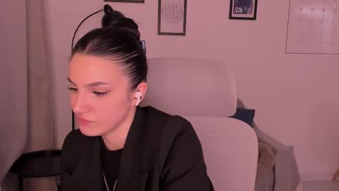 Snapshot of whoislulu chatting on 03/04/26, 03:51 whoislulu online show from 03/04/26, 03:51