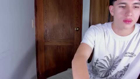 whos_he online show from 01/12/26, 10:15