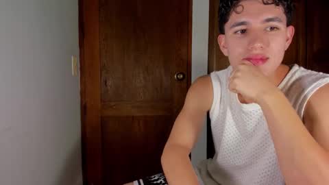 whos_he online show from 01/15/26, 12:59