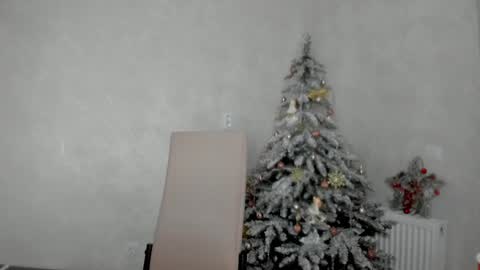 Snapshot of why_again_me chatting on 01/12/25, 02:41 Veronica online show from 01/12/25, 02:41